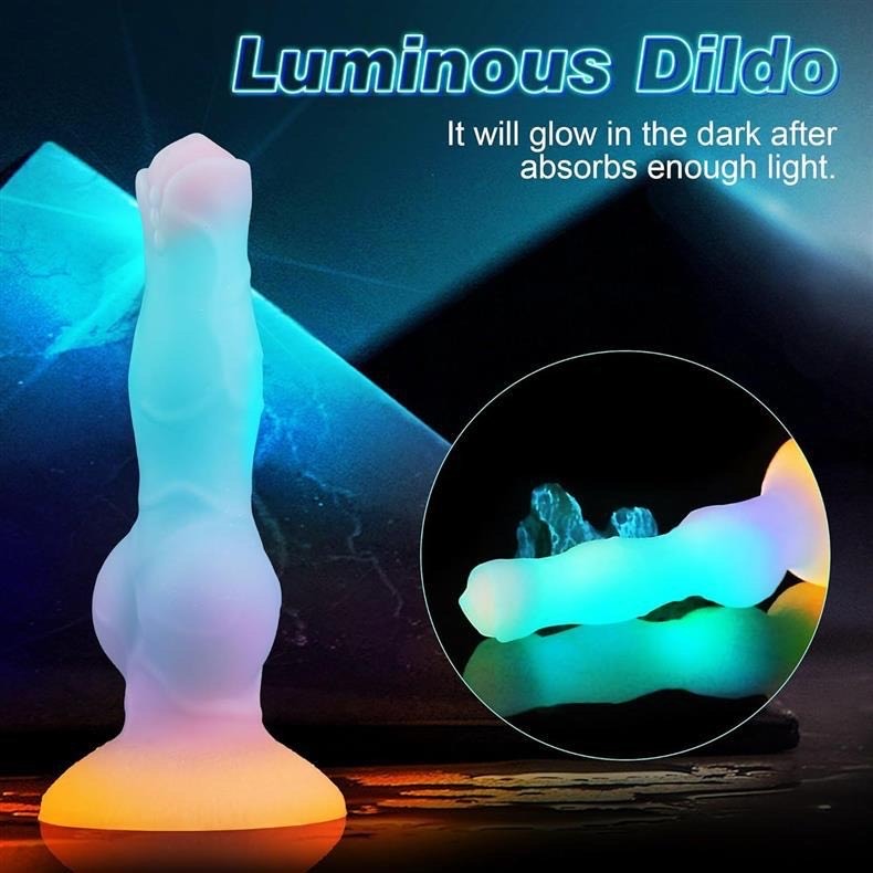 Leuchtender Fantasy Analdildo Detailansicht - Strukturierte Oberfläche mit Glow-Effekt
